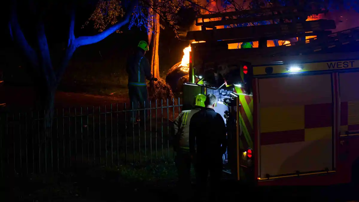 Horizontal blog images (68) Head chef supervising food preparation in a professional restaurant kitchen